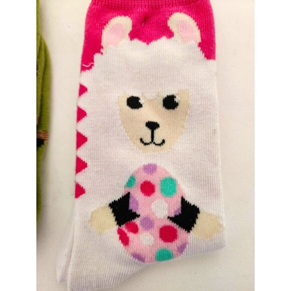 NOVELTY SOCKS-Dogs-Bunny-Green-White-Whimsical-Fun Socks-Regular Size - Picture 3 of 6
